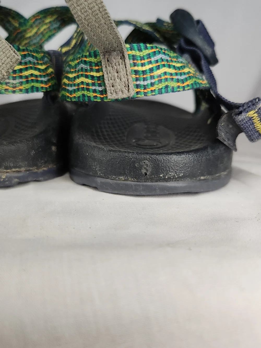 Chaco Kids Sandals Black Green Yellow Blue Striped Straps Hiking Water Beach 3